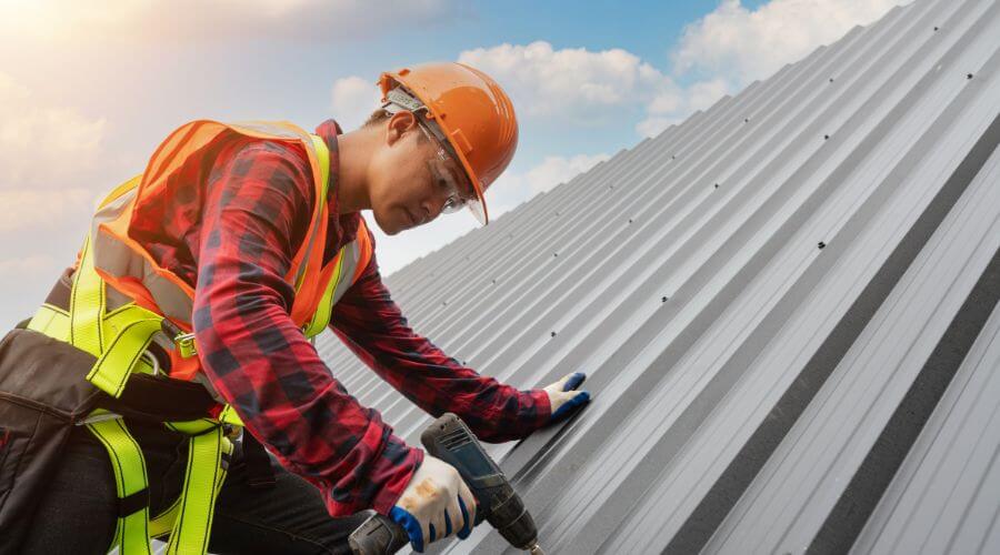 Professional residential roofers in Lynx, OH